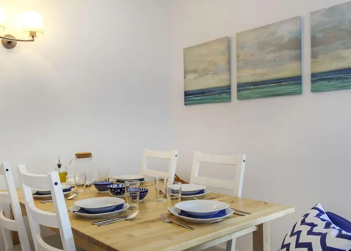 Sol Pins By Interhome * 塔马留