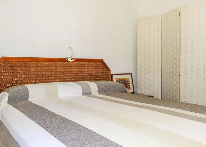 Sol Pins By Interhome * 塔马留