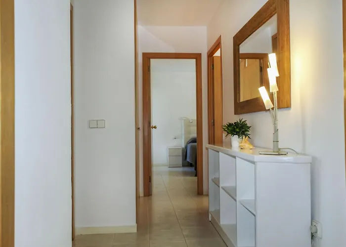 Sol Pins By Interhome 塔马留